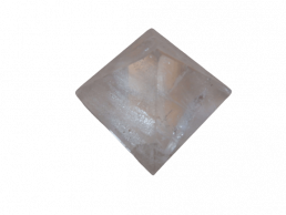 pyramide en quartz